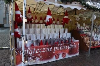 Toruński Jarmark Bożonarodzeniowy 2023. Pierwszy dzień świątecznego jarmarku na zdjęciach