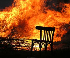 Zwęglone zwłoki znaleźli w budynku pod Poznaniem