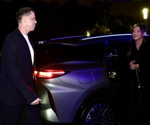 Wojciech Szczęsny ż żoną po premierze