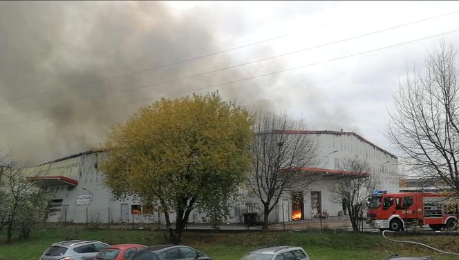 Pożar hali przy Krakowiaków