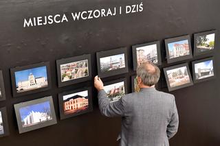 Ekspozycja Szczecin. Atlas obecności kładzie nacisk na rolę mieszkańców miasta oraz ich doświadczeń w budowaniu Szczecina od roku 1945 do współczesności.