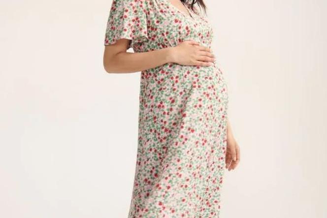 Sukienki letnie, które pokochały kobiety w ciąży