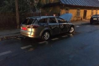 Pożar samochodu na ul. Głowackiego w Tarnowie