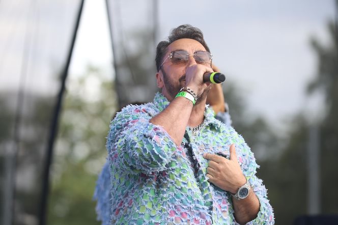 Śląska Scena Letnia na promenadzie przy Stadionie Śląskim w Chorzowie
