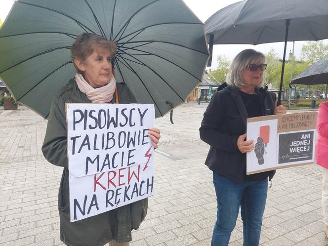 Protest pod hasłem "Ani jednej więcej" Starachowice 14.06.2023