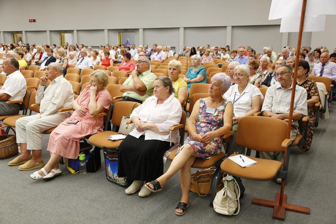 Kolejny Kongres Świadków Jehowy w Sosnowcu. W woj. śląskim odbywają się największe