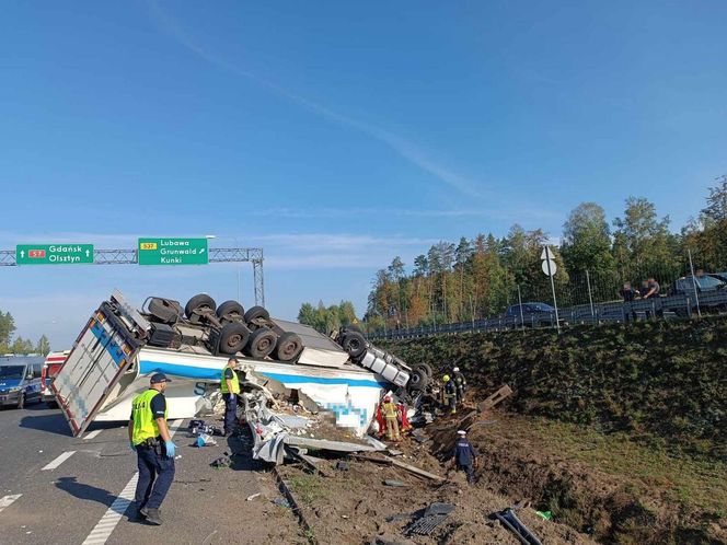 Tragiczny wypadek na S7, nie żyją trzy osoby