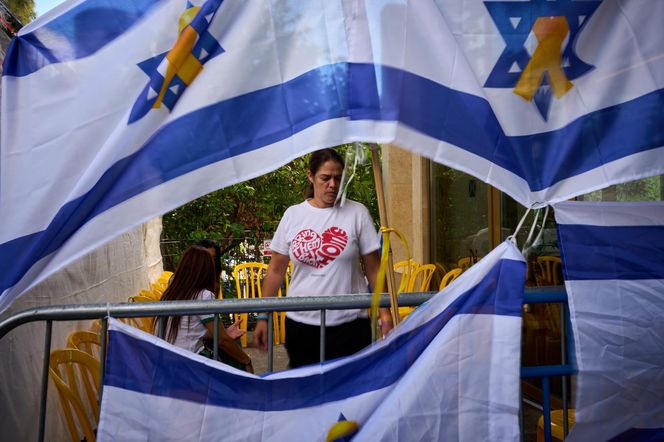 Uwolnienie zakładników w ramach umowy Izraela z Hamasem