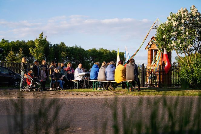 Ten zwyczaj sięga V wieku. W Łódzkiem wciąż jest kultywowany 