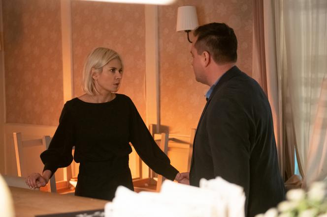 Na Wspólnej po wakacjach 2020. Tatiana w ciąży? Zemdleje i trafi do szpitala! ZWIASTUN