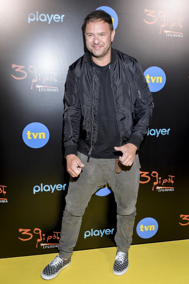 Tomasz Karolak ma dziś urodziny. Za te role fani pokochali go najbardziej!