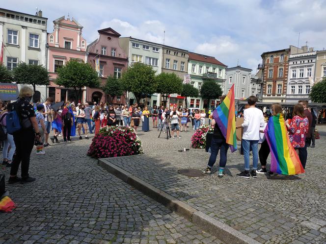 pikieta LGBT Leszno