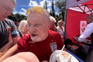 Pan Tadeusz - pierwszy smakosz torcika 