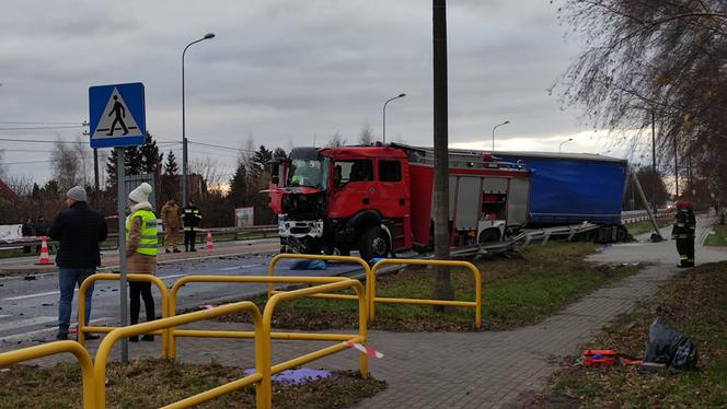 Koszmarny wypadek w Czernikowie. Nie żyje młoda strażaczka i jej kolega