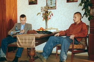 Braci Mroczek maja 40 lat. Tak zmieniali się na przestrzeni lat. 