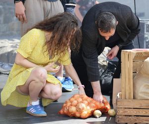 Dzień Cebularza 2025. Na pl. po Farze w Lublinie stanęło cebularzowe miasteczko
