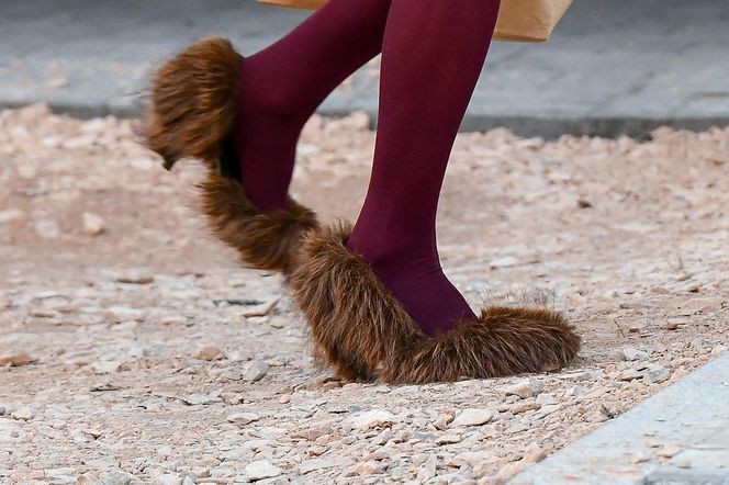 Monika Olejnik w butach wiewiórkach