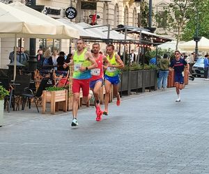 Rossmann Run 2025. Tłumy biegaczy wzięły udział w biegu ulicą Piotrkowską