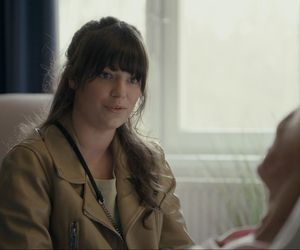 Na dobre i na złe odc. 957. staruszka Basia (Ewa Decówna), Matylda (Amelia Czaja)