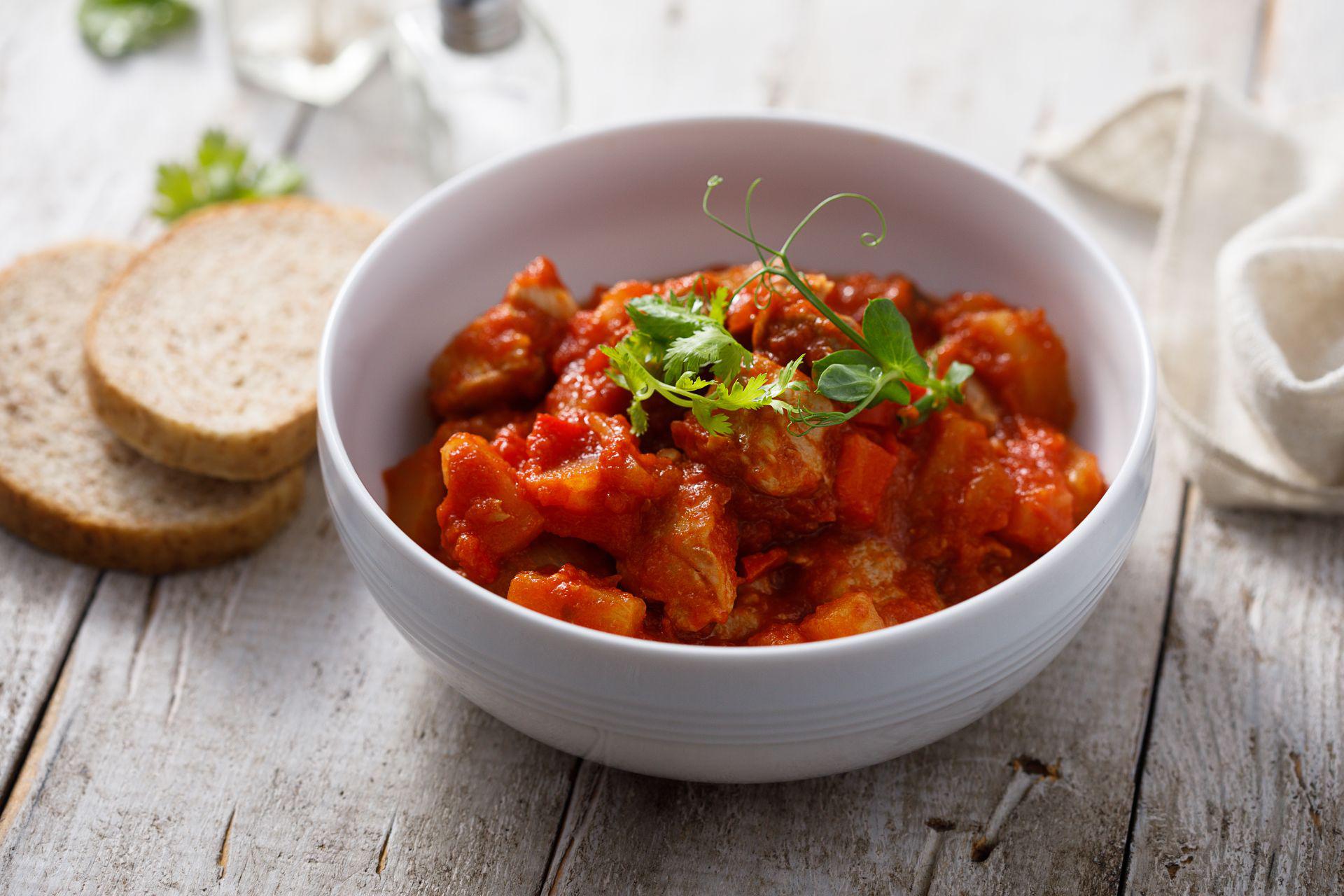 Indyk W Sosie Curry Przepis Delikatne Mi so W Kremowym Sosie indyk-w-sosie-curry-przepis-delikatne-mi-so-w-kremowym-sosie