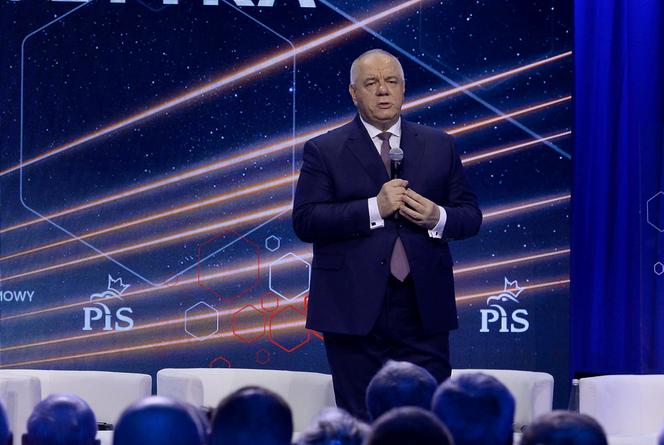 Jacek Sasin na konwencji programowej PiS