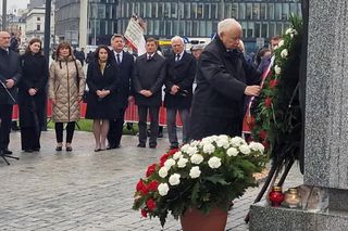 Gęsta atmosfera na miesięcznicy smoleńskiej. Kaczyński nie wytrzymał, padły słowa o Putinie