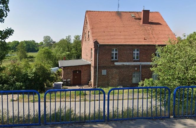 Lubicz Dolny, dawna kamera celna w stronie niemieckiej