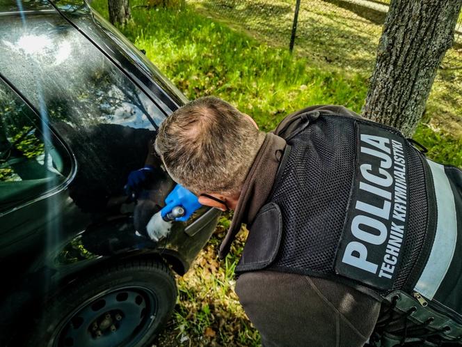Policjanci z Białegostoku odzyskali volkswagena skradzionego w Warszawie [ZDJĘCIA]