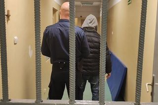 Domorosły nauczyciel pobił i skopał staruszka. To miał w ręce w momencie zatrzymania