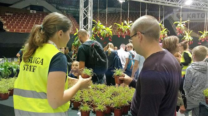 Krwiożercze rośliny opanowały katowicki Spodek! Trwa Festiwal Roślin Owadożernych [ZDJĘCIA, AUDIO]