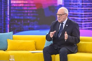 Jacek Pałasiński nadaje z łóżka szpitalnego. Czeka na niego ryzykowna operacja!