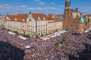 Przeżyjmy to jeszcze raz. Gitarowy Rekord Świata z drona [ZDJĘCIA]