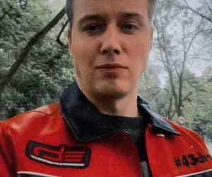 	M jak miłość nowy sezon po wakacjach 2025. Dominik Walat (Bartosz Surówka) na planie