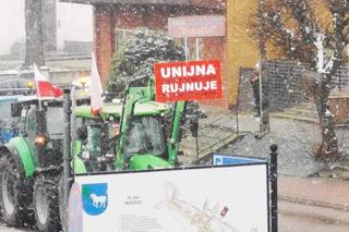 „Zostaliśmy zmuszeni wyjechać na ulice”. Rolnicy protestują w powiecie bialskim