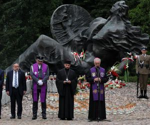 Uroczystość pod pomnikiem Polegli Niepokonani (1.08.2025)