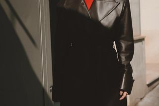 Małgorzata Kożuchowska jak z Matrixa. Mówi, co skrywa pod płaszczem