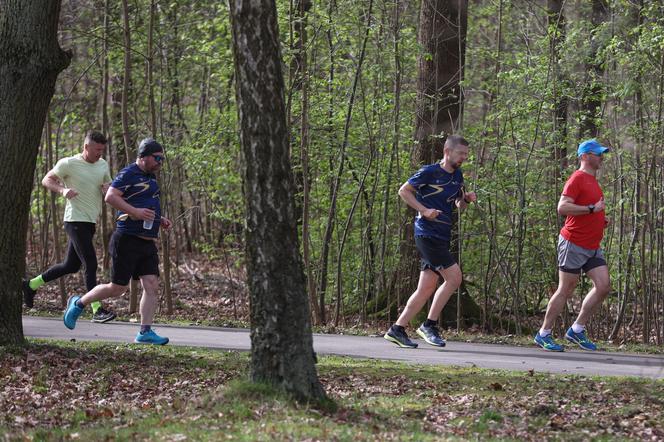 Parkrun Katowice. Wielkanocne bieganie w Parku Kościuszki