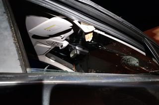 Drzewo runęło na jadący samochód! O krok od tragedii na DK 10 pod Bydgoszczą