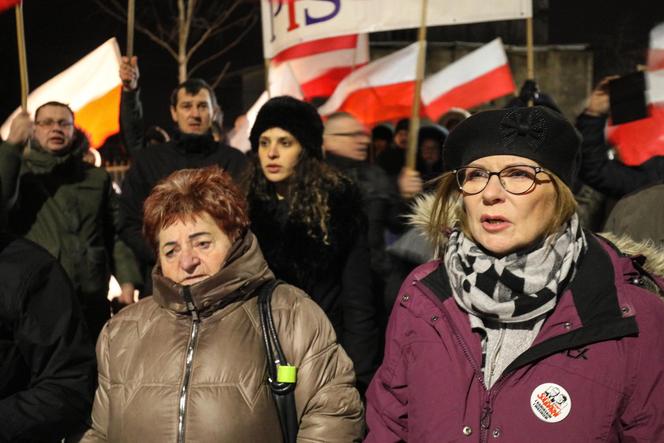 Maciej Wąsik pojawił się w oknie aresztu