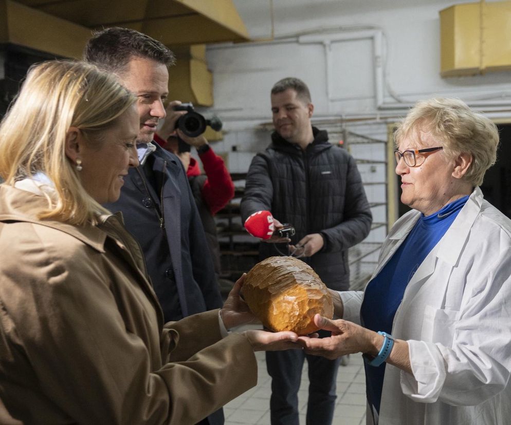 Rafał Trzaskowski odwiedził piekarnię  w Myśliborzu. 