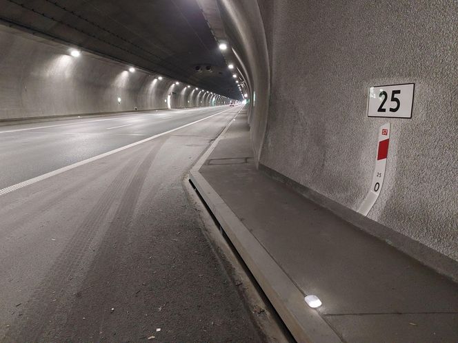 Tunel na zakopiance S7, pod Luboniem Małym
