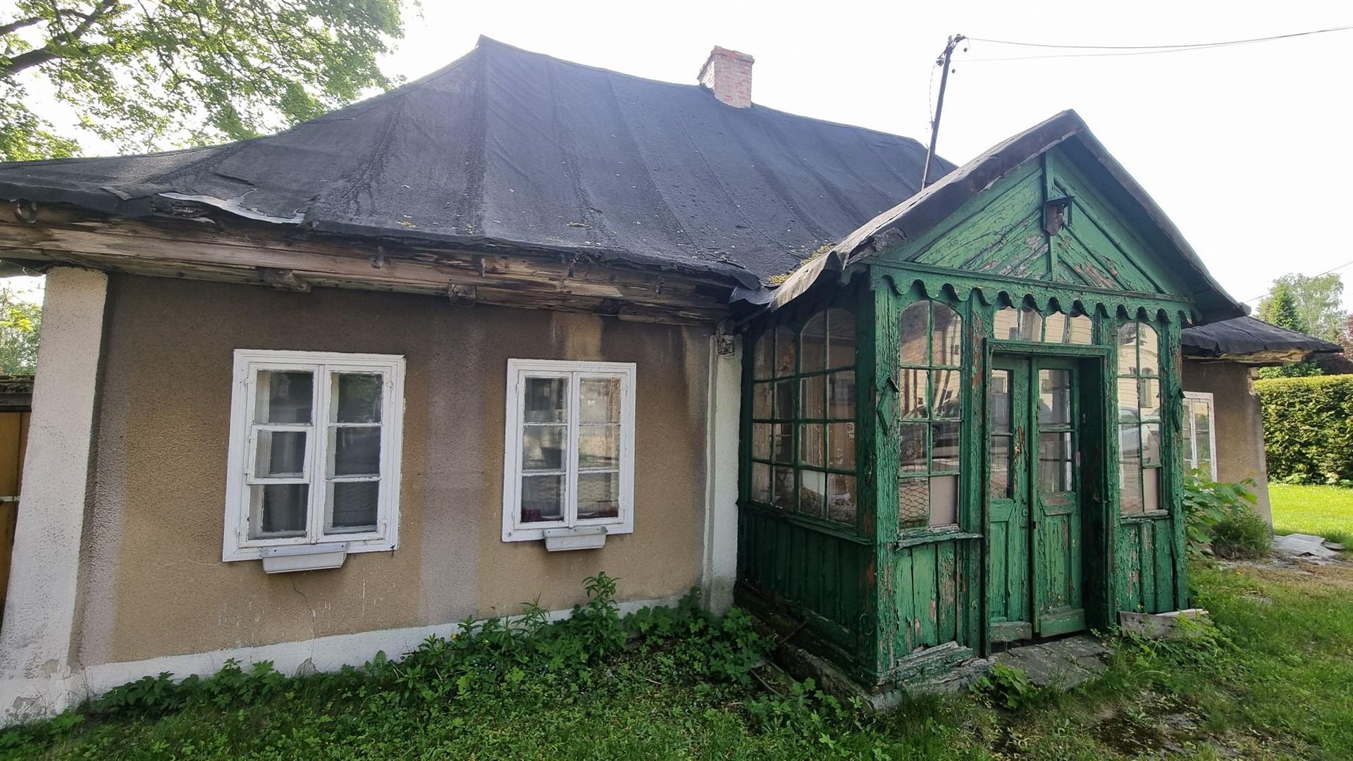 Wikarówka w Sławkowie przechodzi renowację pod Tatrami