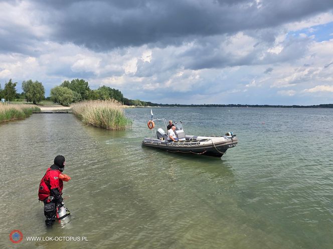 jezioro Tarnobrzeskie Niezwykła akcja płetwonurków