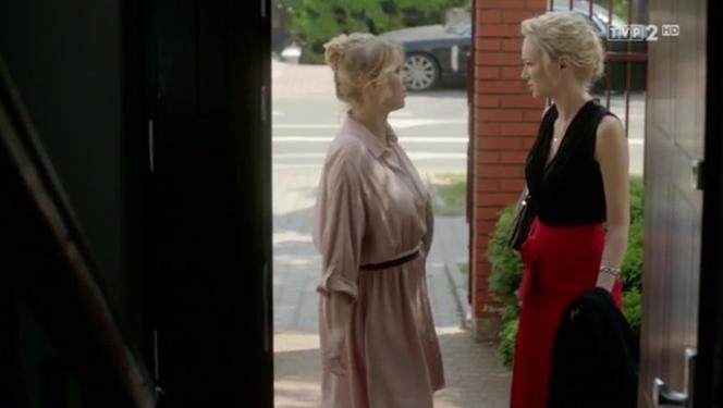 O mnie się nie martw 9, odcinek 4, Iga (Joanna Kulig), Sylwia (Aleksandra Adamska)