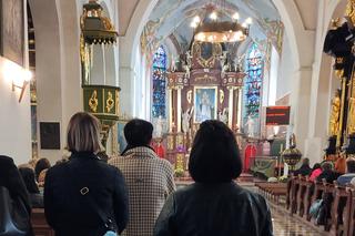 Pogrzeb zamordowanej 13-latki. Bliscy żegnają Nadię w Inowrocławiu