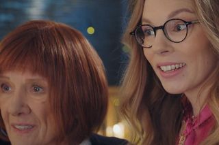 M jak miłość, odcinek 1864: Sylwia (Hanna Turnau), Pani Ola (Ewa Kolasińska)