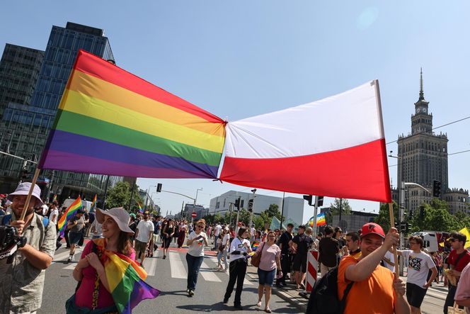 Parada Równości w Warszawie zablokowana. Szokujące sceny!