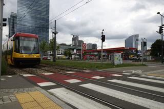 Tragiczny wypadek w Warszawie. Tramwaj potrącił rowerzystę na ul. Towarowej
