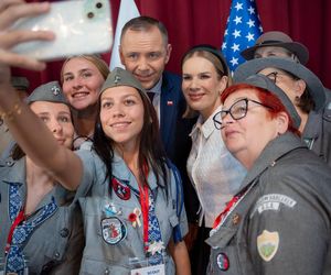 Prezydent Karol Nawrocki i pierwsza dama w Amerykańskiej Częstochowie