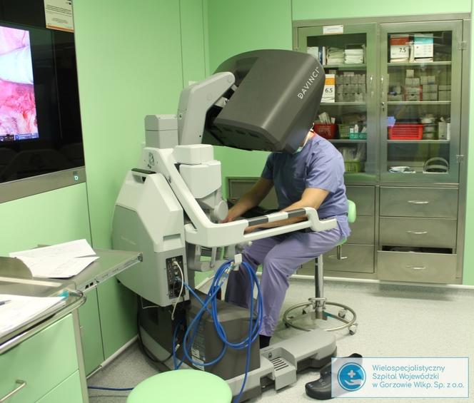Szpital Wojewódzki w Gorzowie: Robot da Vinci w akcji na sali operacyjnej. Kto był pacjentem?